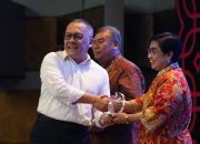 Brida Sultra Terima Penghargaan Nasional