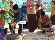 Kemenag Sultra Luncurkan Program Go Green dan Deklarasi Madrasah Aman