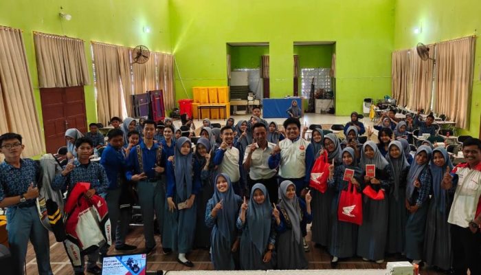 Asmo Sulsel Genjot  Edukasi Safety Riding hingga SMKN 1 Kendari