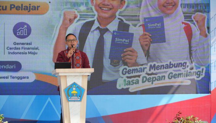 OJK Sultra Edukasi Masyarakat Kampung Nelayan Merah Putih