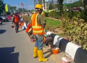 Sambut HUT ke-81 RI, Pemkot Kendari dan BPJN Sultra Berkolaborasi Perindah Kawasan Bundaran Tugu Adi Bahasa Baruga