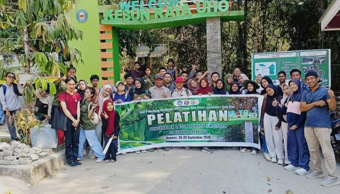 Gandeng BRIN, Kebun Raya UHO Latih Mahasiswa dan Dosen Kenali hingga Identifikasi Tumbuhan