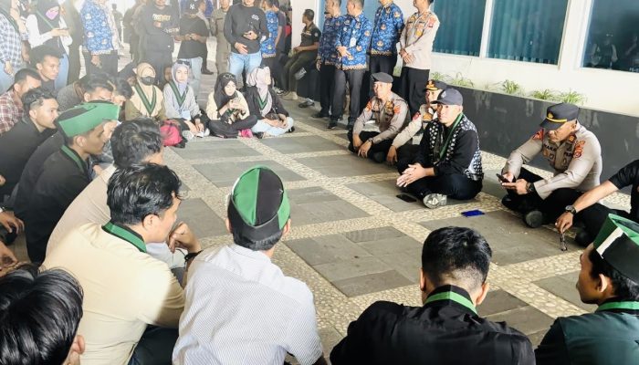 Wawali Kendari Terima Aspirasi Massa soal Kelangkaan BBM, Pemkot Siapkan Langkah Penertiban